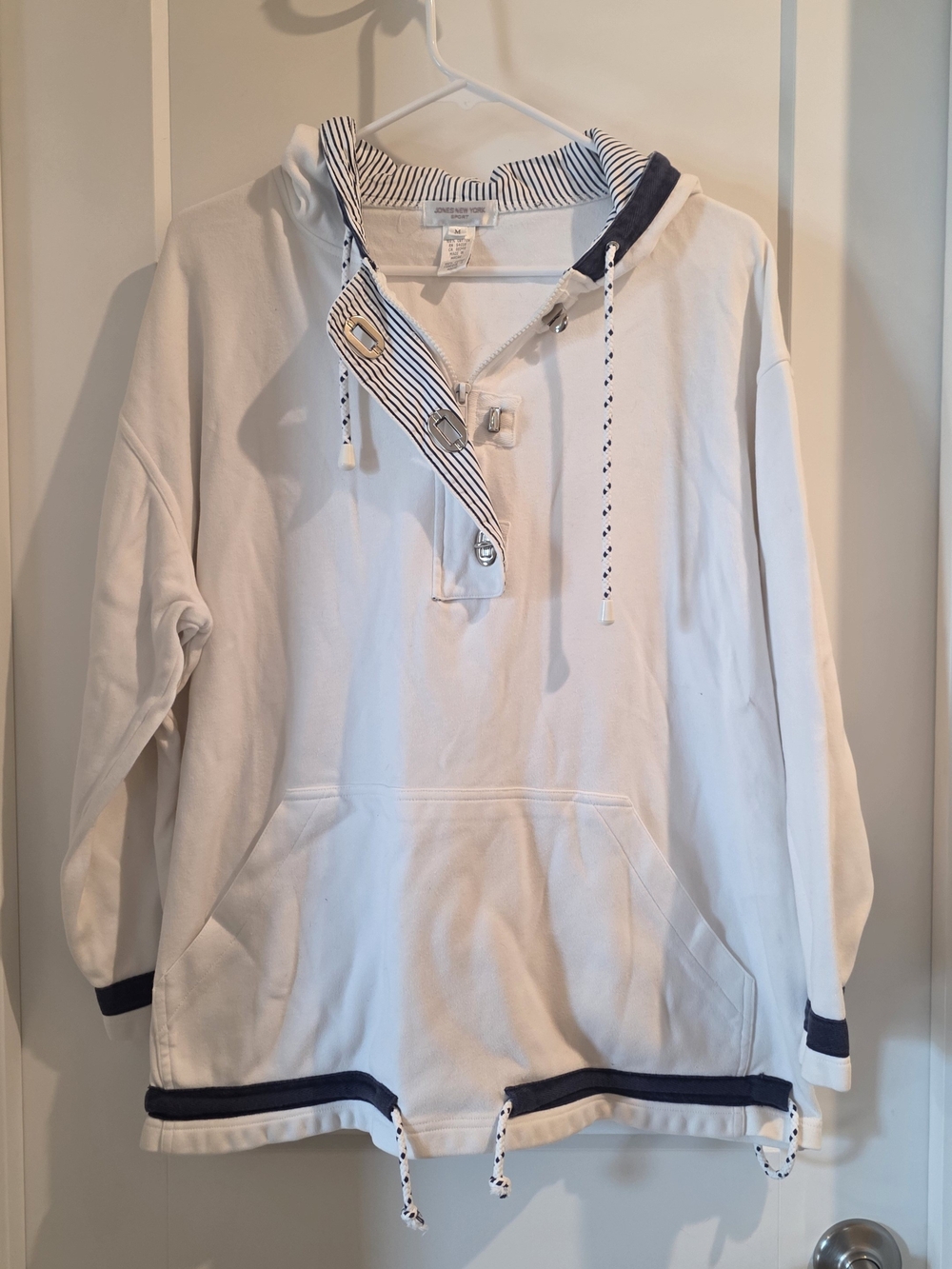 Jones New York  Sport White Pullover Hoodie with Navy Trim